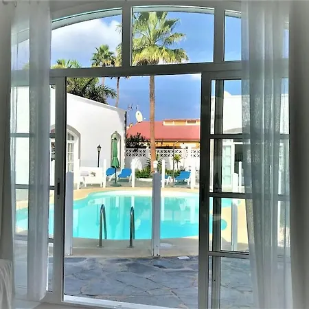 Lovely - Pool Front, Private Roof Terrace, Wifi Fiber Optic Vakantiehuis Corralejo